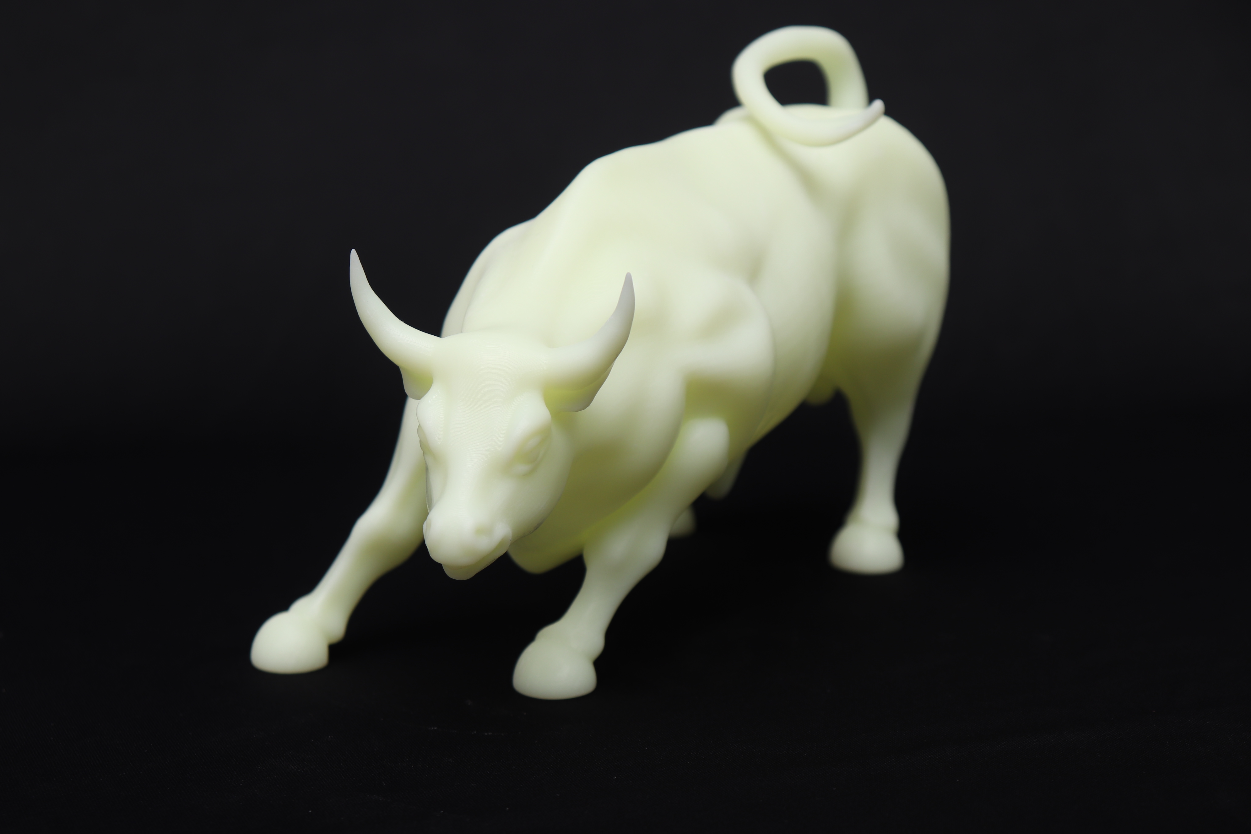 Charging Bull - Mini