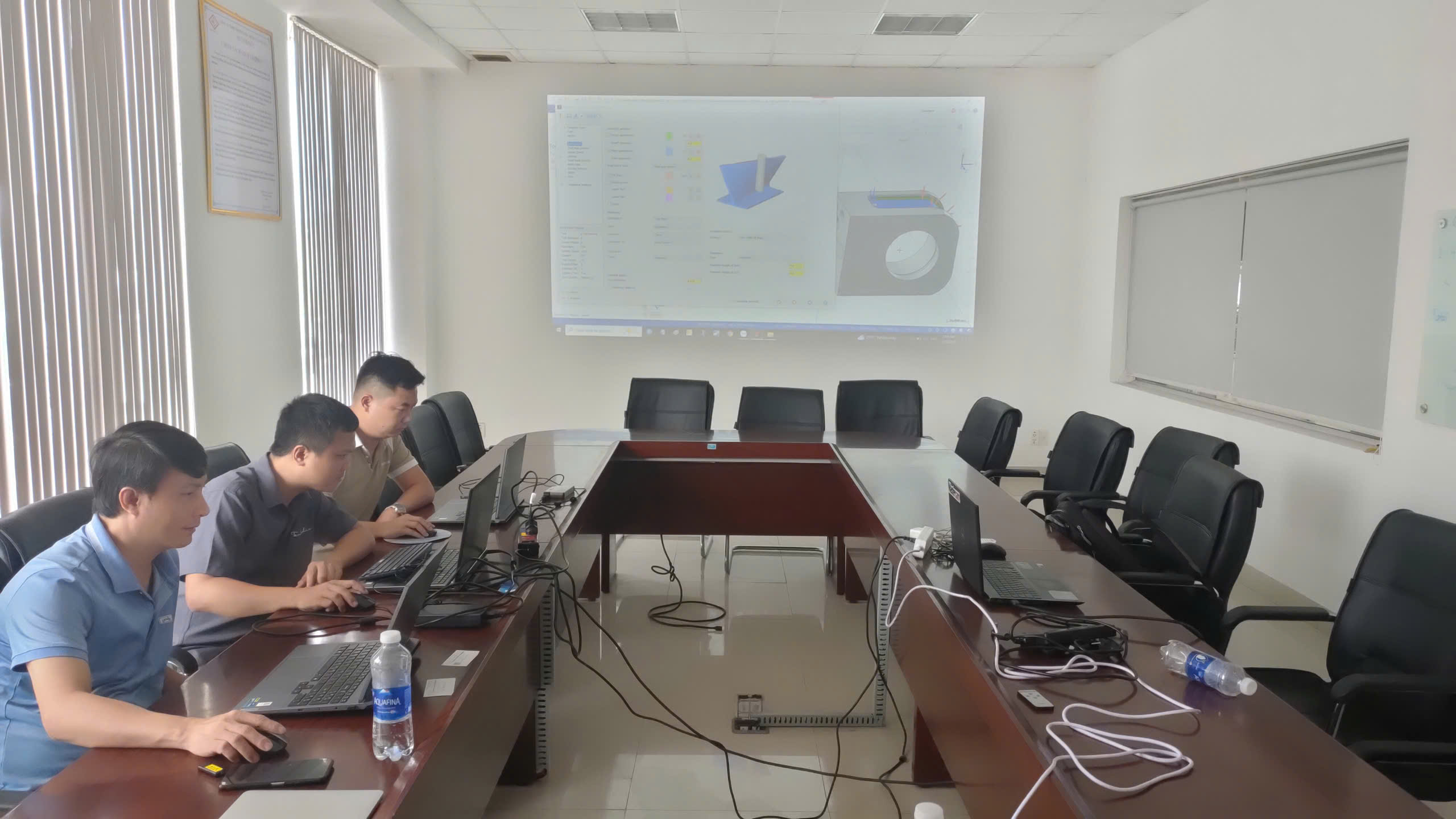 CÔNG TY TNHH THƯƠNG MẠI - DỊCH VỤ VÀ SẢN XUẤT HUỲNH ĐỨC